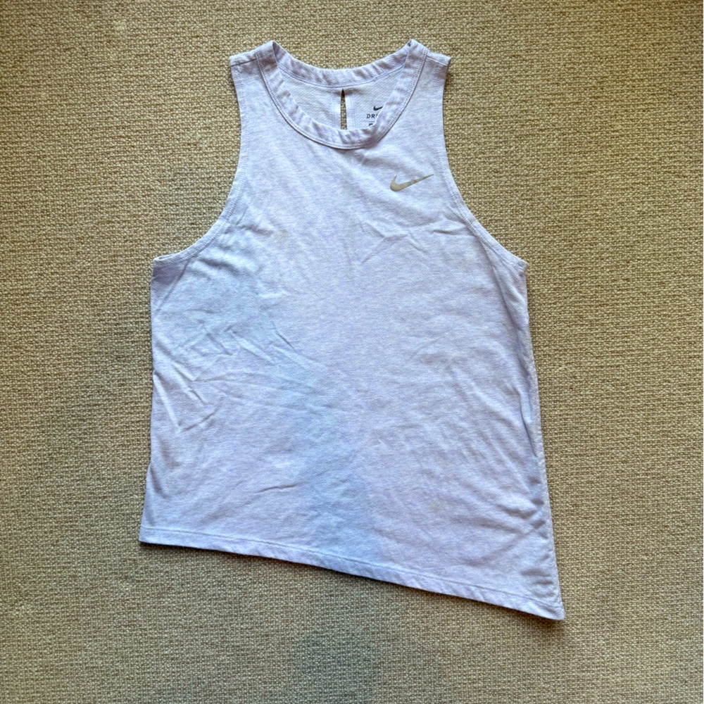 Nike Women’s purple Lilac Dri Fit Sleeveless Tank Size M